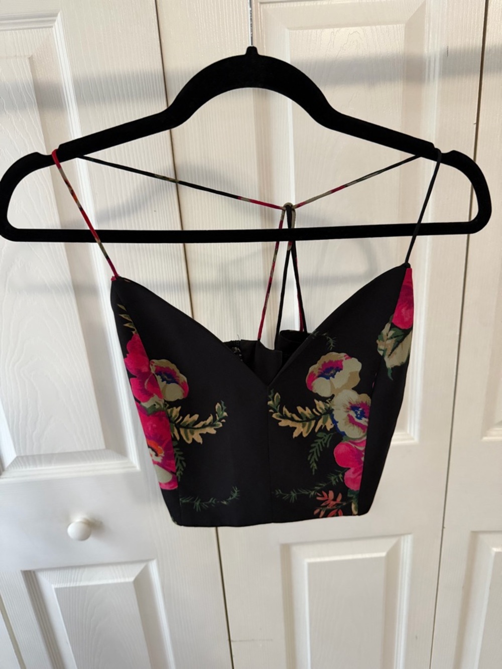 Leith Black Floral Spaghetti-Strap Crop Top